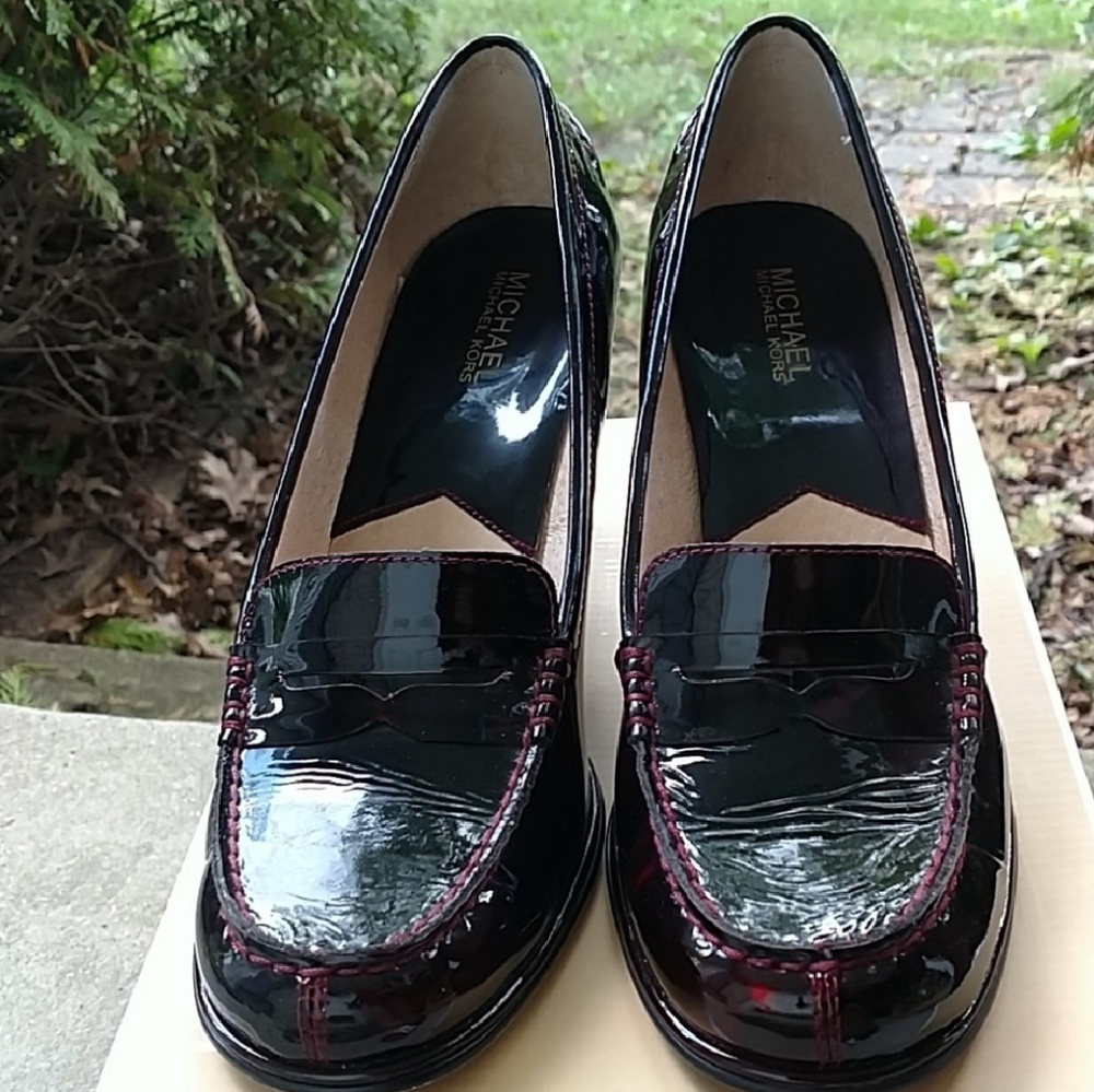 Michael Kors bayville loafers!